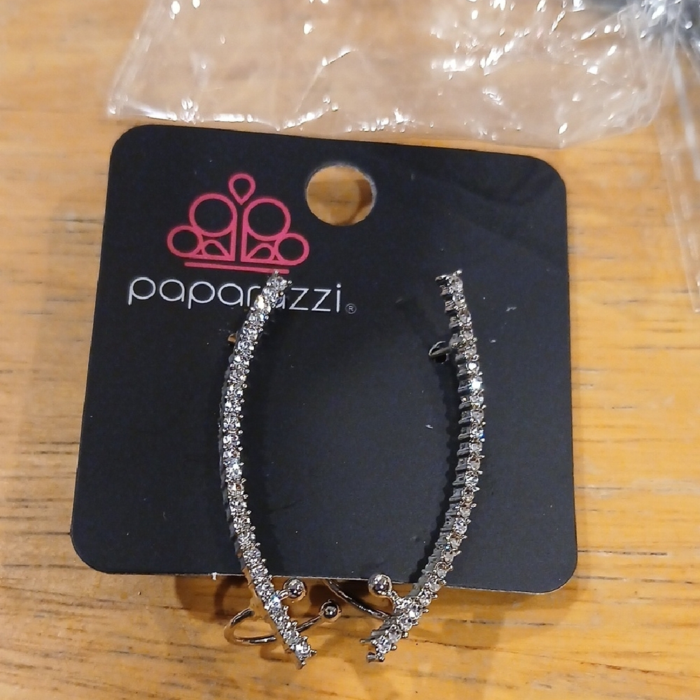 Paparazzi Dazzling Silver Rhinestone Earrings